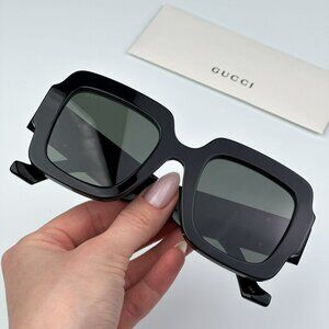 Gucci GG1547S 001 BRAND NEW Sunglasses Black Grey Women Square